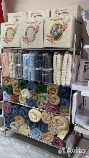 Пледы и покрывало, постельное белье