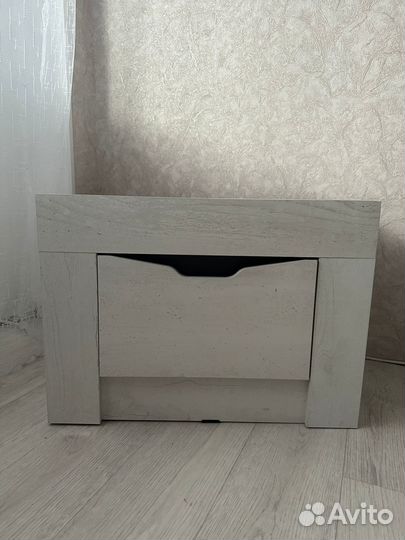 Тумба прикроватная