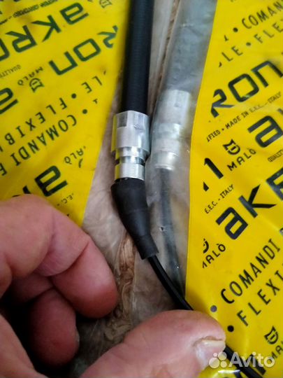 2 троса ручного тормоза на Мерседес 124