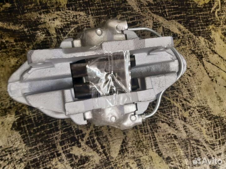 Передний левый суппорт ваз 2106