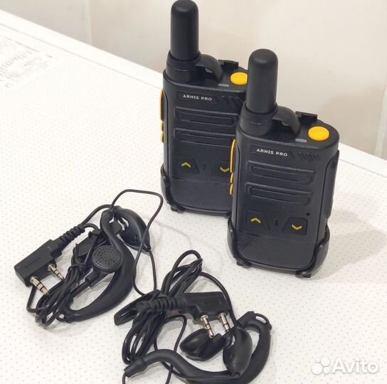 Рация с гарнитурой, радиостанция с наушником