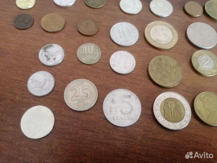 Иностранные монеты 31 штука