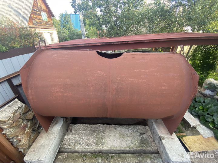 Металлический Бак