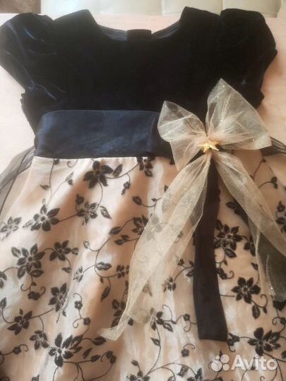 Платье праздничное для девочки