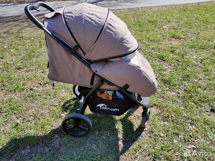 Прогулочная коляска Teknum