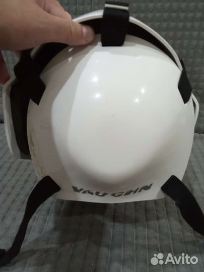 Хоккейный вратарский шлем vaughn юниор