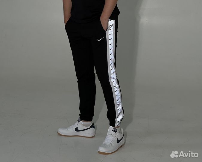 Спортивные штаны Nike