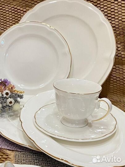 Набор столовой посуды на 6 персон