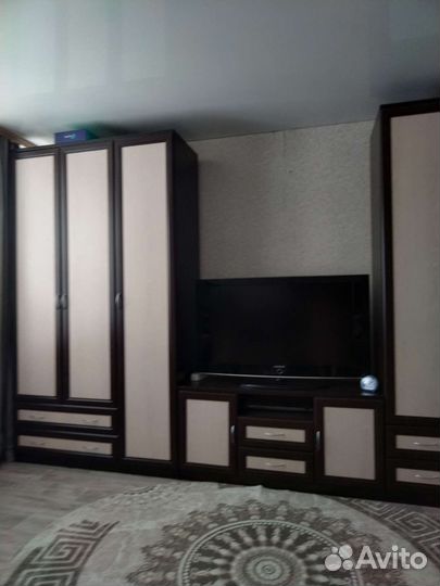 Стенка в гостиную