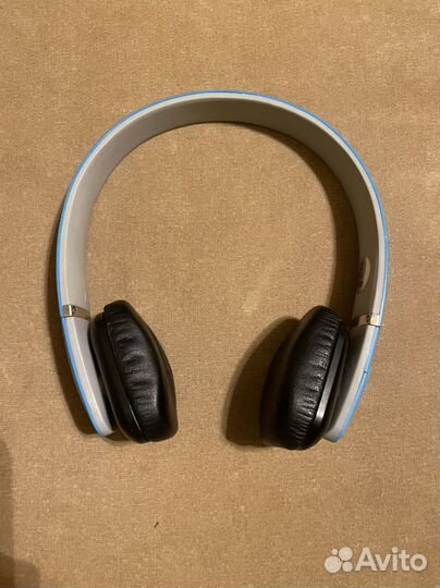 Беспроводные наушники akai