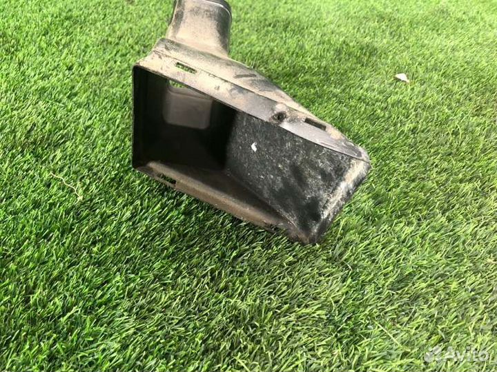 Воздуховод охлаждения тормозов передний правый Bmw