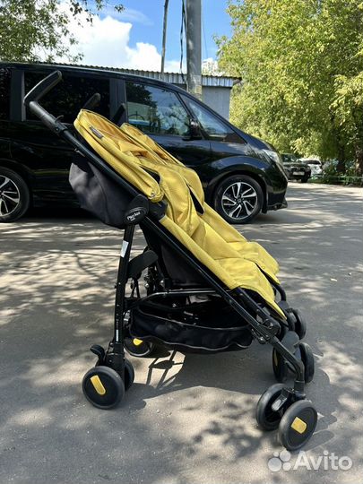 Коляска прогулочная для двойни Peg Perego Twin