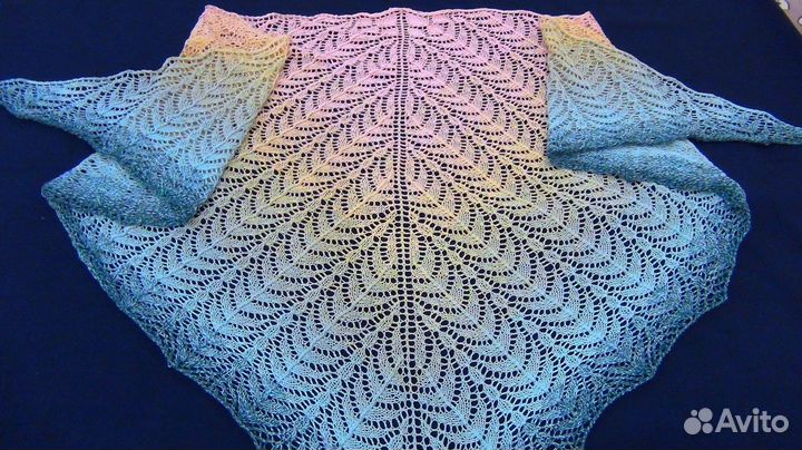 Вязанная шаль