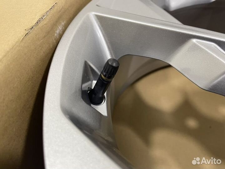 Новые оригинальные литые диски Hyundai Tuscon 2022