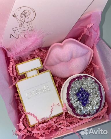 Подарок: бомбочки для ванны