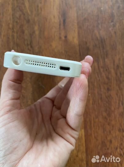 Чехол на iPhone 5s se беспроводной IKEA