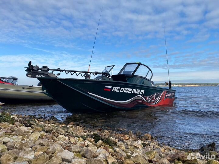 Лодка Спайдер 420 с ветровым стеклом до 40лс