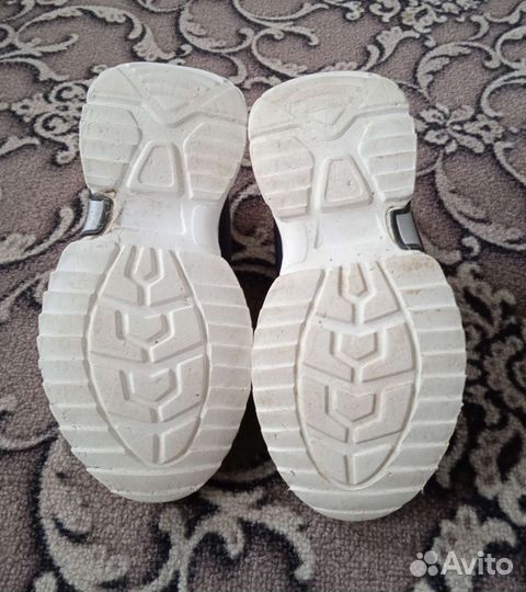 Кроссовки 36 размер