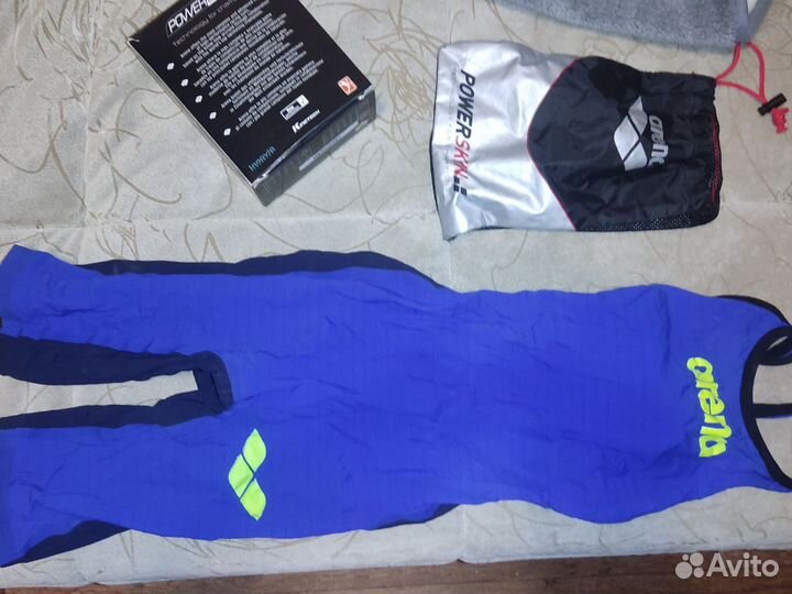 Костюм для плавания женский