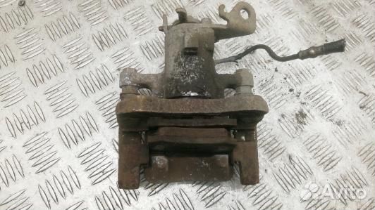 Суппорт тормозной задний левый renault fluence 1