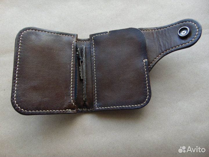 Кошелек из натуральной кожи ручной работы