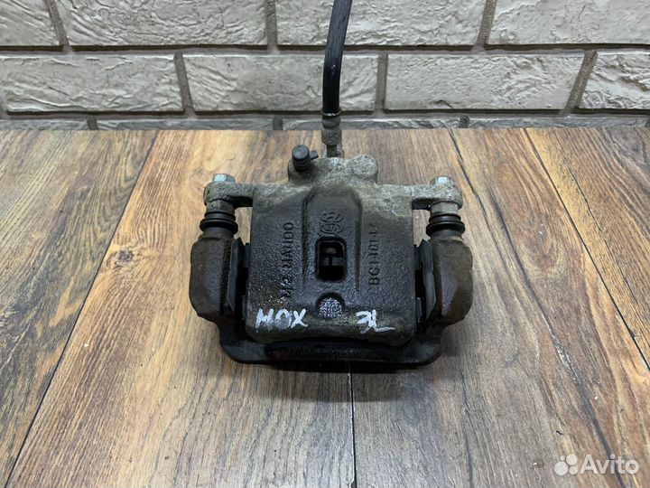 Kia Mohave Суппорт тормозной задний LH RH