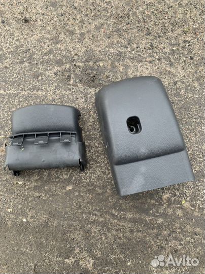 Кожух рулевой колонки Volkswagen Polo седан