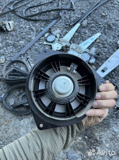 Динамик Land cruuser 200 jbl