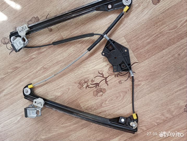 Стеклоподьемник