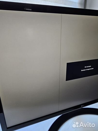 Монитор LG 27 4K 27UD58-B с дефектом