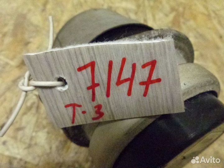 Подушка двс Volkswagen Touareg 7L BHK