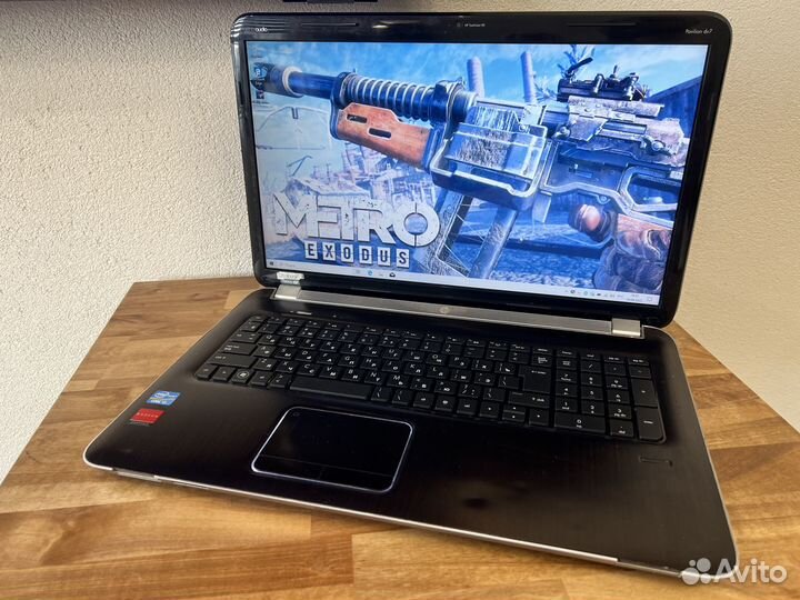 Огромный 17.3 игровой HP металл i3 12Gb SSD Radeon