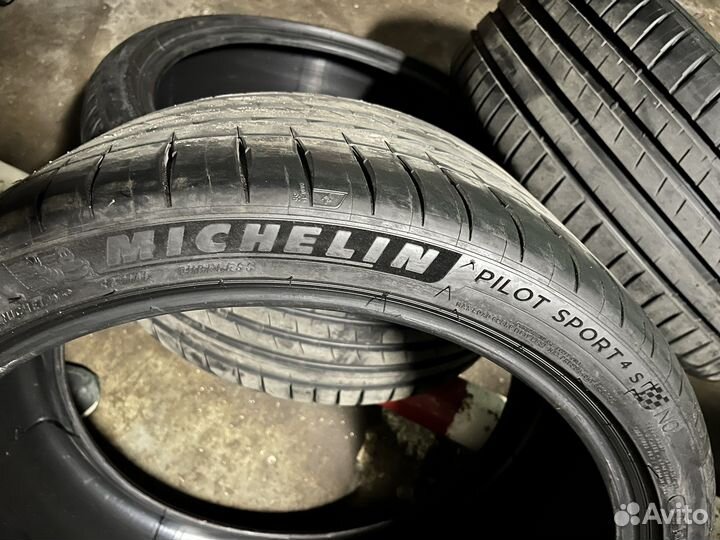 Michelin Pilot Sport 4 S 245/35 R20 и 295/30 R20 ZR