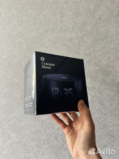 Яндекс станция мини с часами