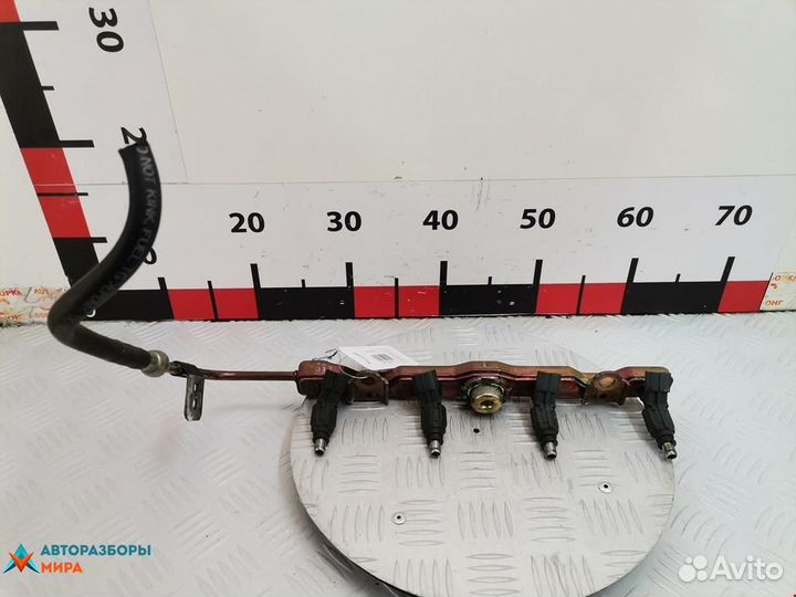 Топливная рампа Toyota Corolla 9 (E120/E130) 2003