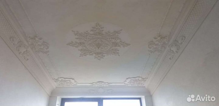 Лепнина на потолок