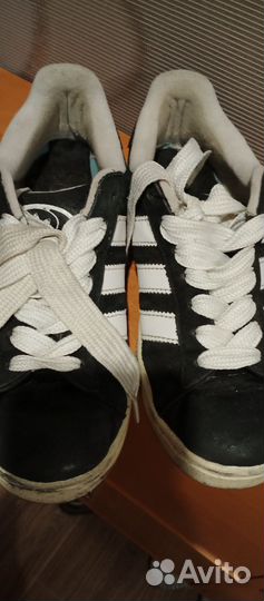 Кроссовки Адидас