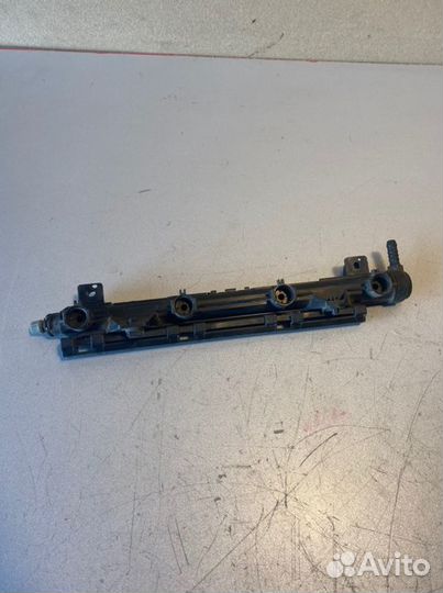 Топливная рампа Skoda Fabia