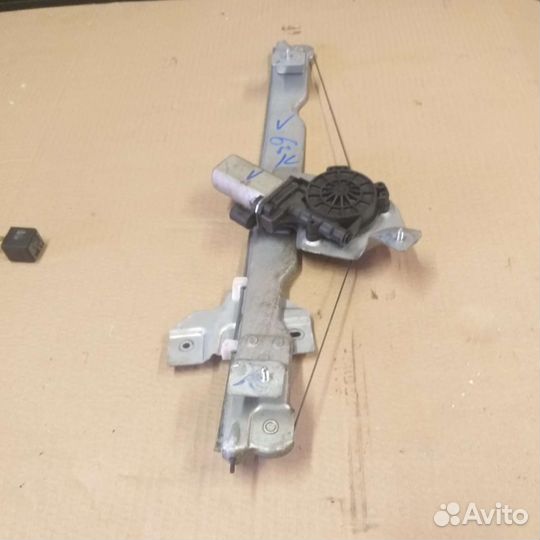Стеклоподъемник передний левый рено сандеро