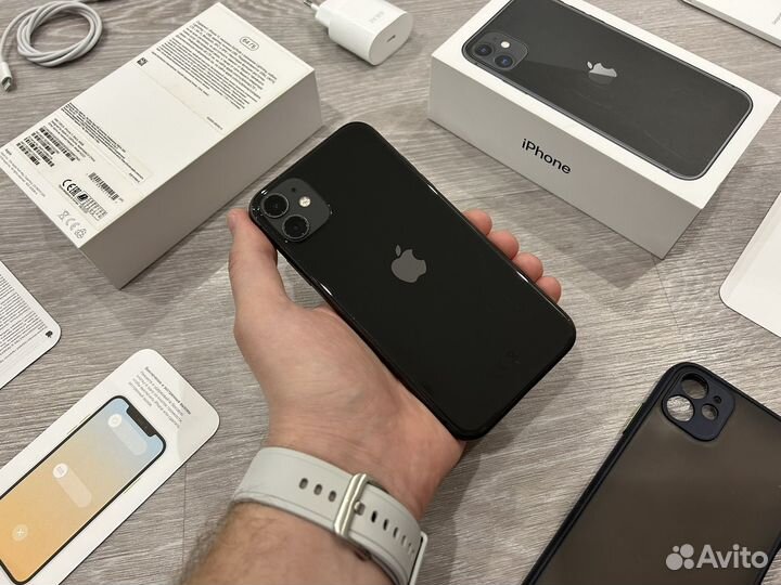 iPhone 11, 64 ГБ