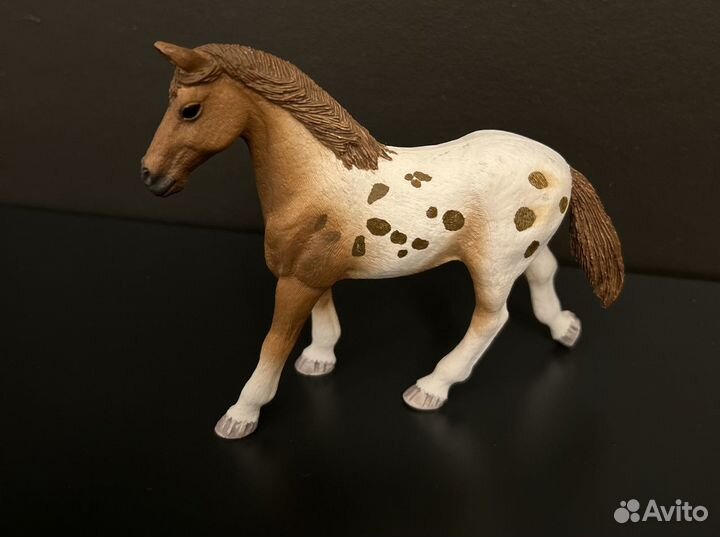 Фигурки лошадей schleich