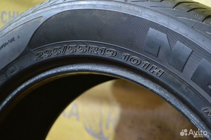 Nexen Roadian 581 235/55 R19