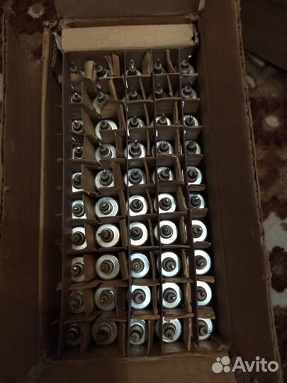 Конденсатор к50-12 50мкФ 300В