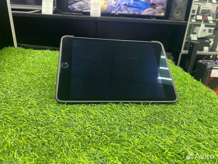 Планшет Apple iPad 4 1/32 гб