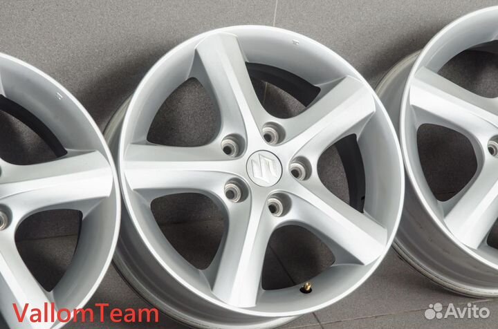 Лот UP31850794 Оригинальные 16-е диски suzuki