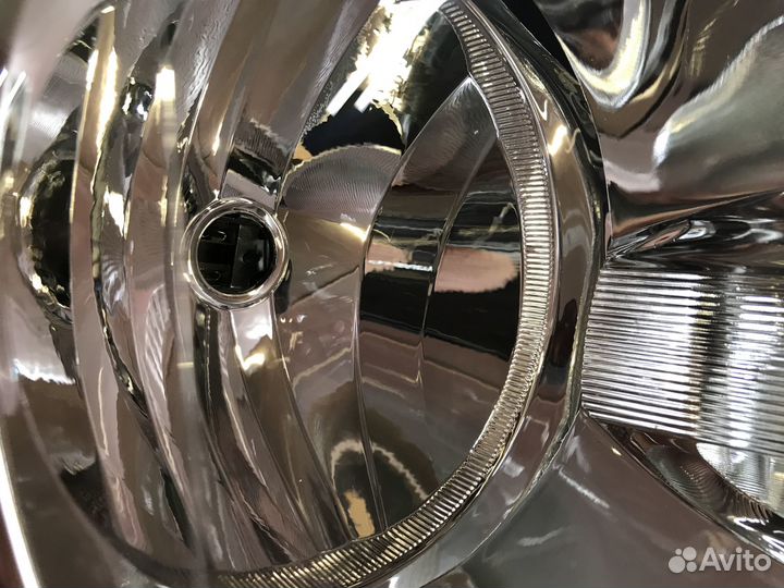 Фара передняя правая Nissan Qashqai j10