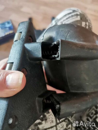 Зеркало заднего вида