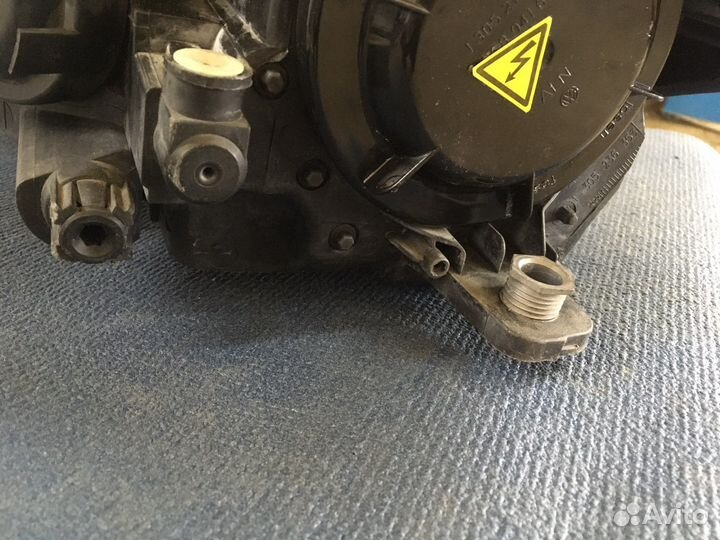 Фара правая volkswagen passat cc 3C8941752C