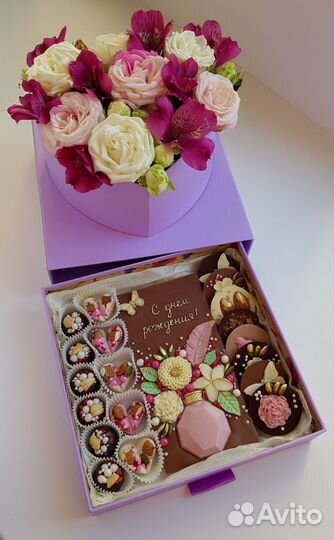 Наборы из шоколада к 8 марта