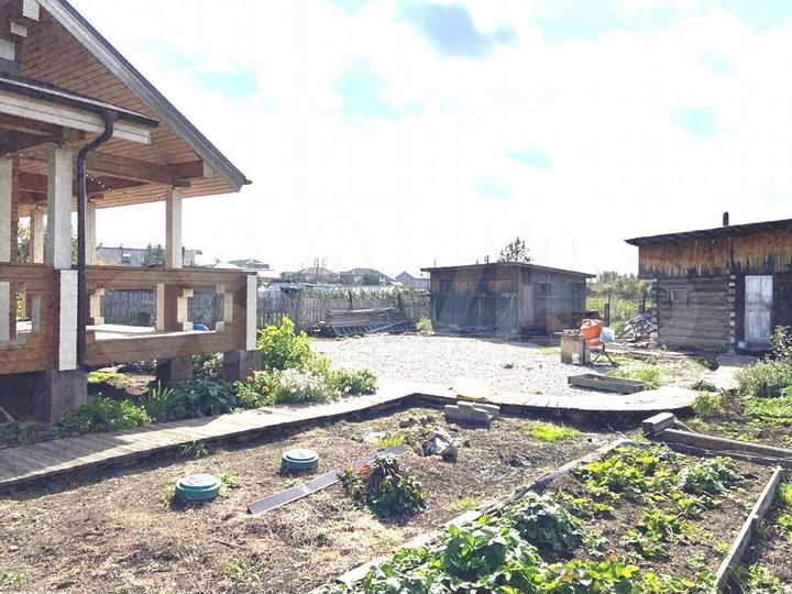 Коттедж 140 м² на участке 14 сот.